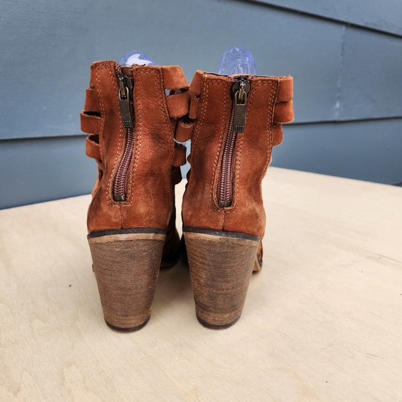 Free People Hybrid Strappy Cognac Leather Heeled Ankle Boot -Size EU 38 / US 7.5 - Picture 9 of 11